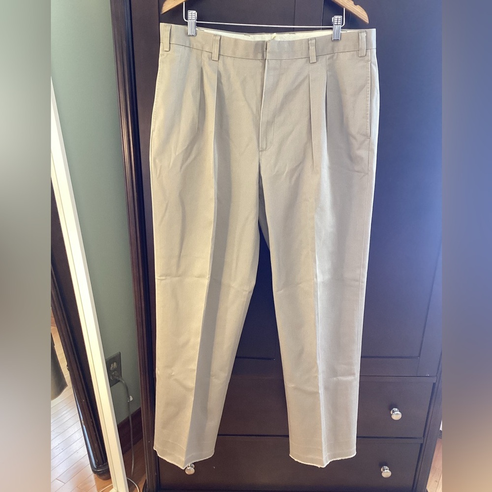 L.L. Bean Men's Tan Pants, Clasic Fit, Pleated, size 37, unfinished hem